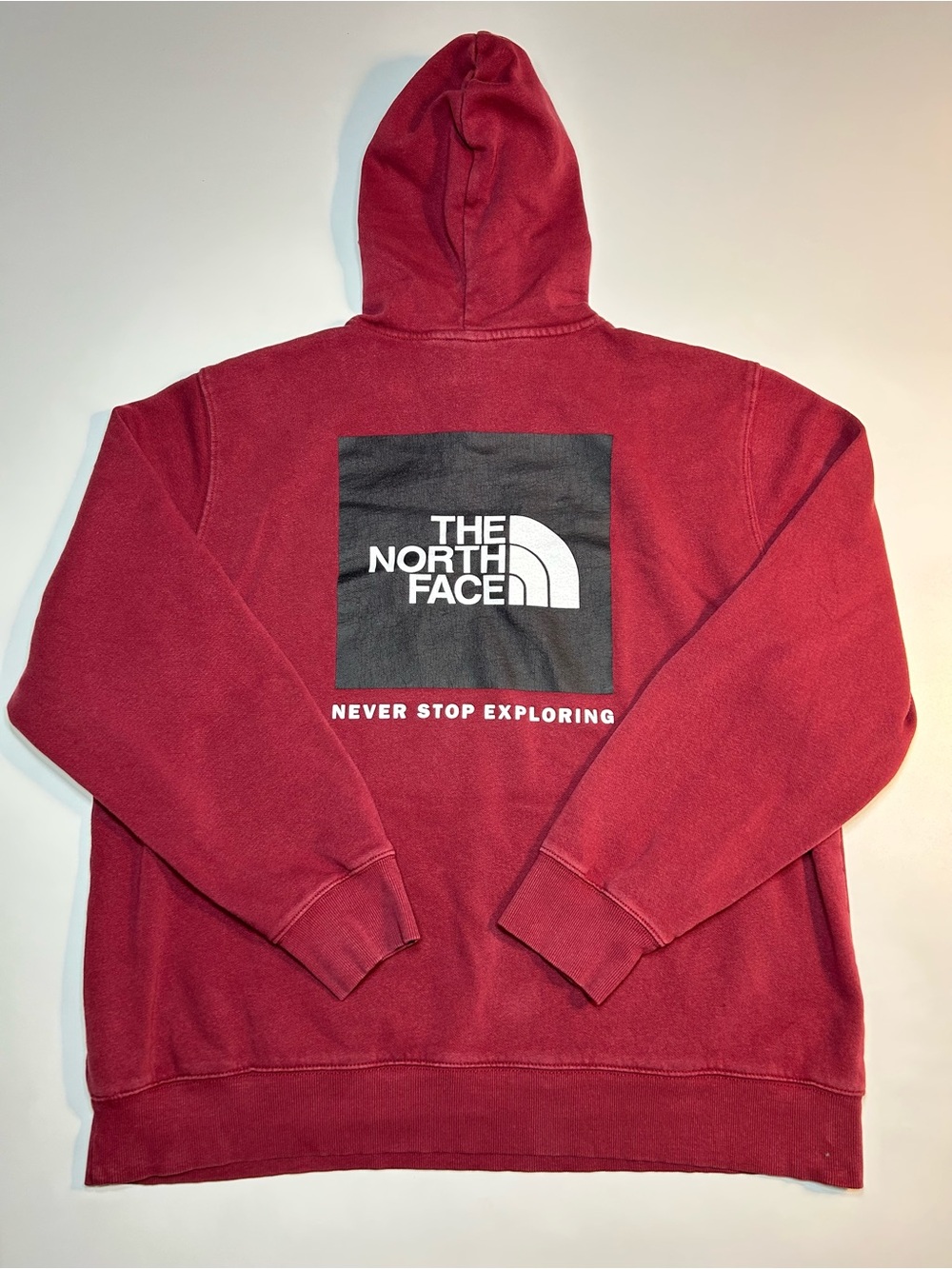 The North Face Red Pullover Hoodie White Embroidered Logo Kangaroo Pocket - Picture 2 of 6